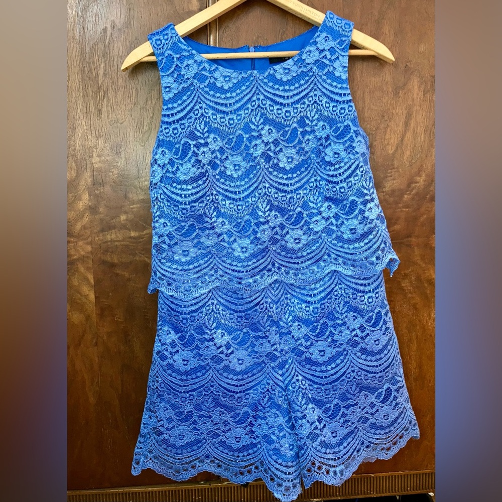 Sangria Size 4 Sleeveless Blue Lace Romper
